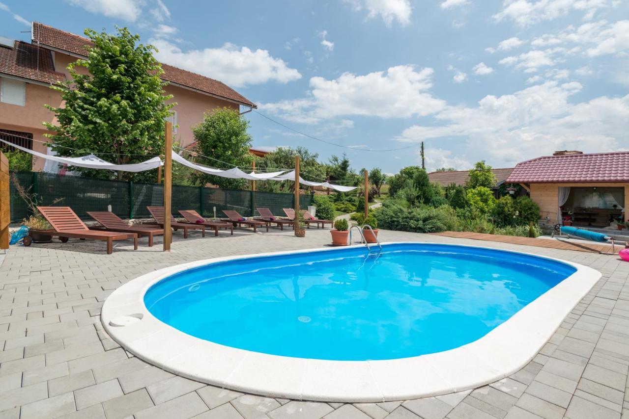 רקוביצה Villa Rubcic Rooms מראה חיצוני תמונה